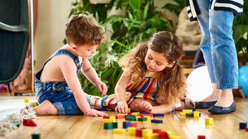 Top 10 Must-Have Educational Toys for Toddlers
